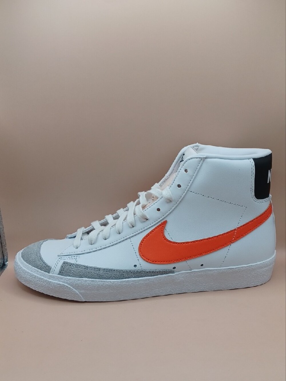NWOB Nike Blazer Mid '77 Vintage Sneaker-Safety Orange Men Size 11.5 US - Picture 12 of 14